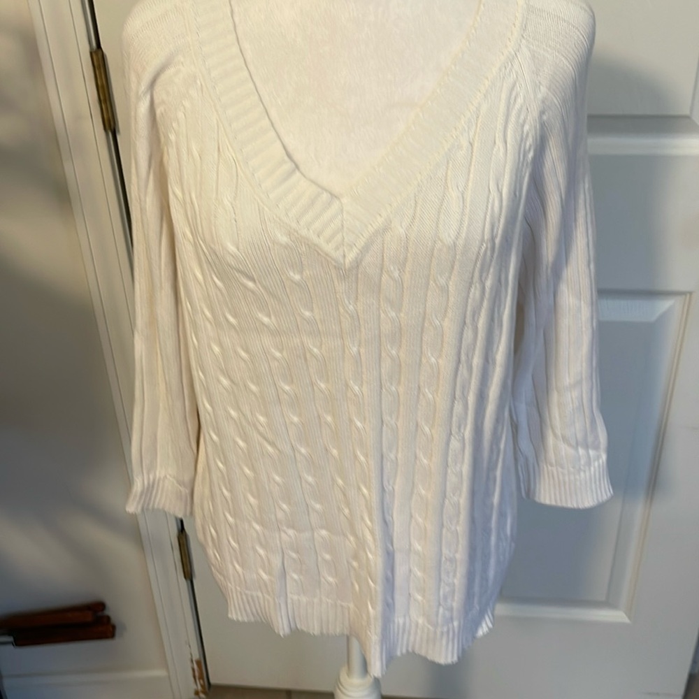 FADED GLORY SWEATER SIZE LARGE NWOT